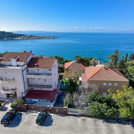 30 M From Beach,makarska,marija Makarska
