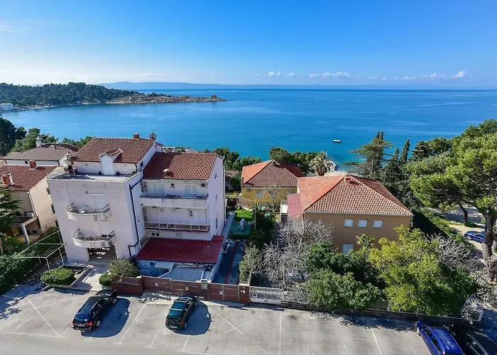 30 M From Beach,makarska,marija Makarska